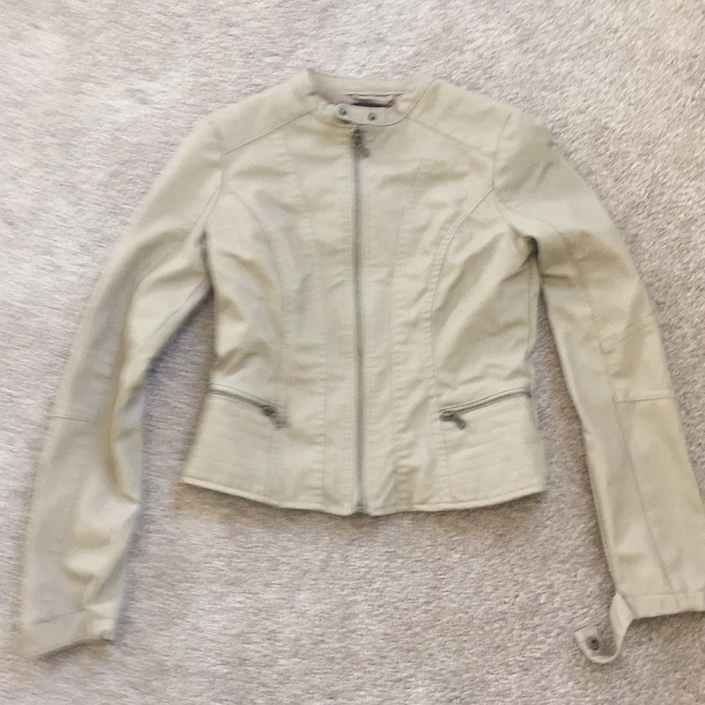 WOMENS LEATHER FITTED JACKET SIZE SMALL